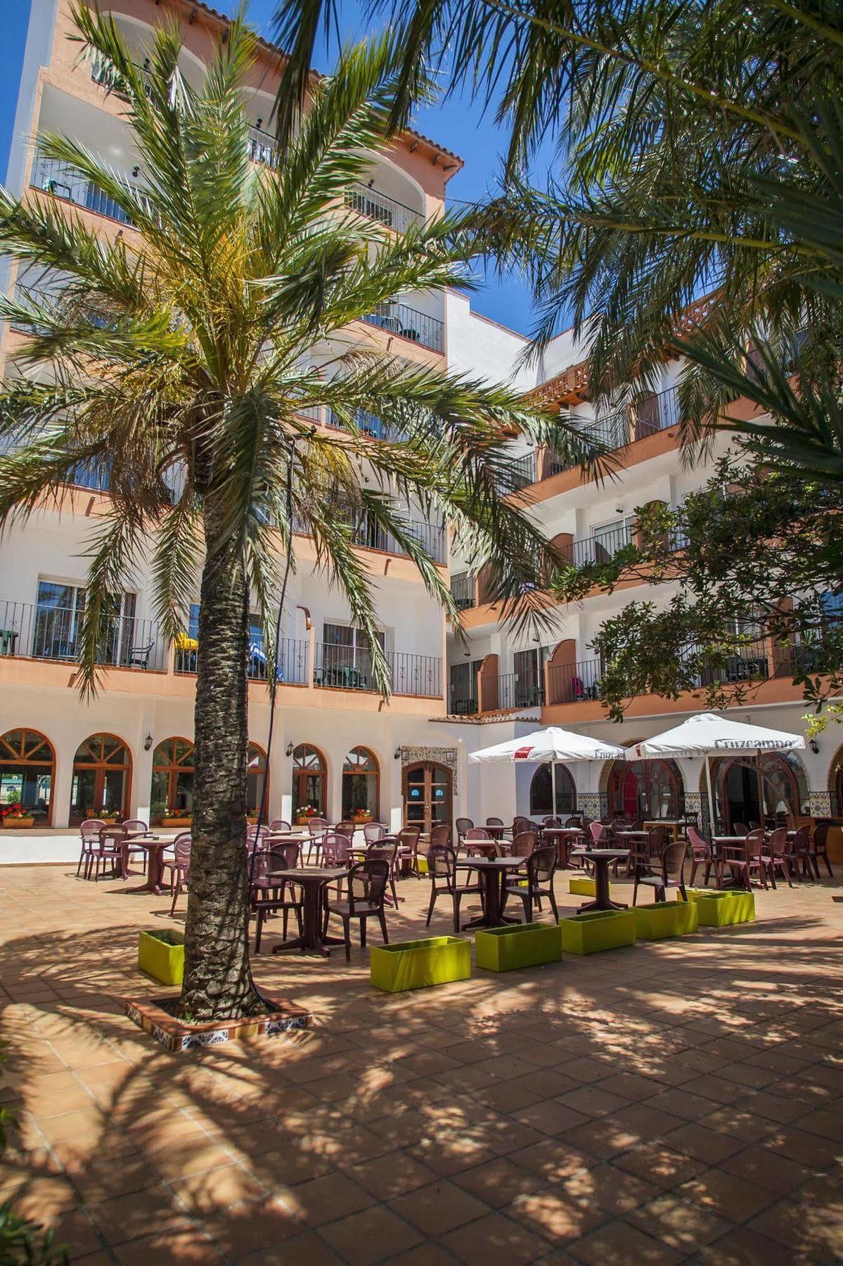 Hotel Comarruga Platja Exteriér fotografie
